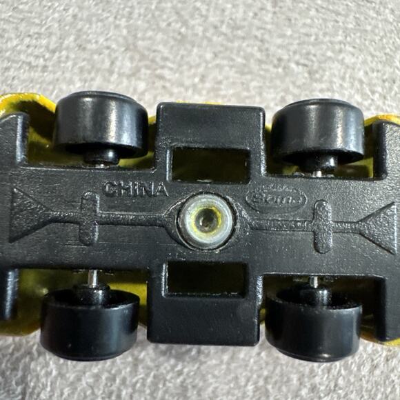 Lot Of 5 Mini Micro Cars Truck Disney Pixar Lightning McQueen, Mega Blocks, Soma - Picture 7 of 14